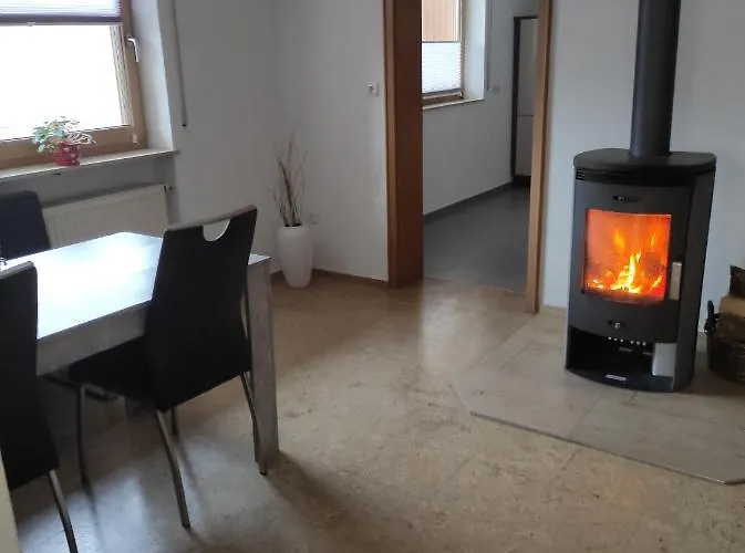 Schoene Helle In Waldnaehe