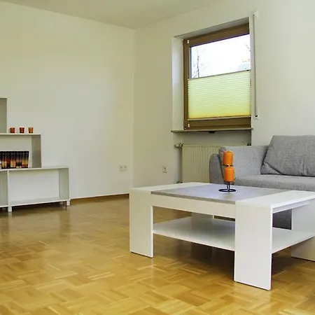 Schöne Helle In Waldnähe Apartment Berching