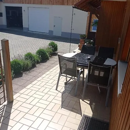 Schöne Helle In Waldnähe Berching