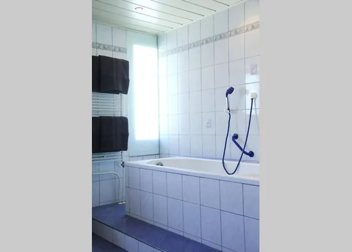 Schoene Helle In Waldnaehe Apartament